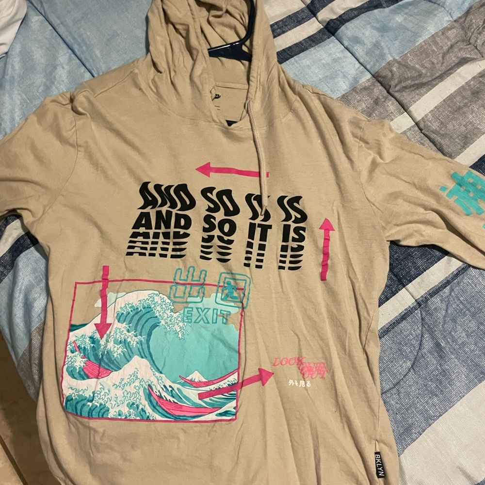 Size M brooklyn pullover long sleeve